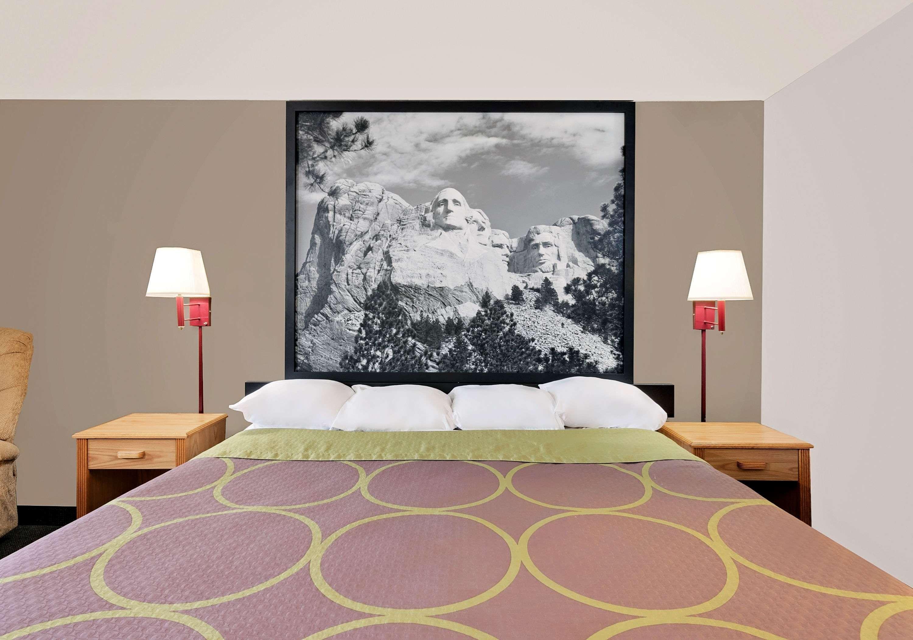 ซูเปอร์ 8 บาย วินด์แฮม สเพียร์ฟิช Hotel สเปียร์ฟิช ภายนอก รูปภาพ