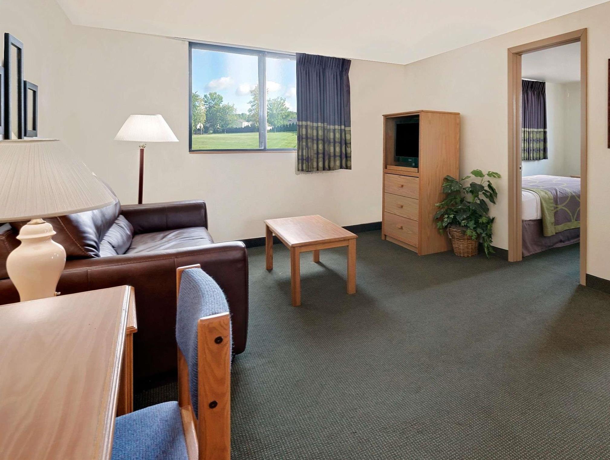 ซูเปอร์ 8 บาย วินด์แฮม สเพียร์ฟิช Hotel สเปียร์ฟิช ภายนอก รูปภาพ